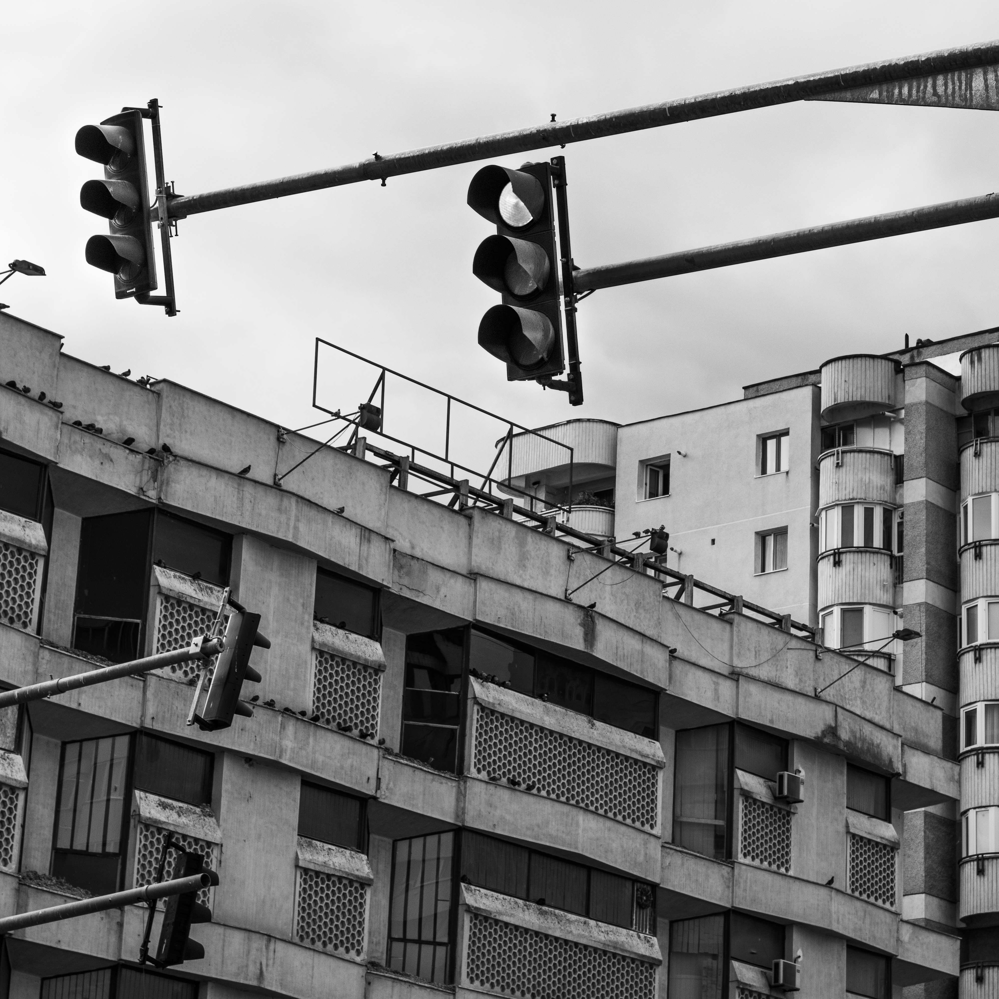 Entre gris clair et gris foncé 3