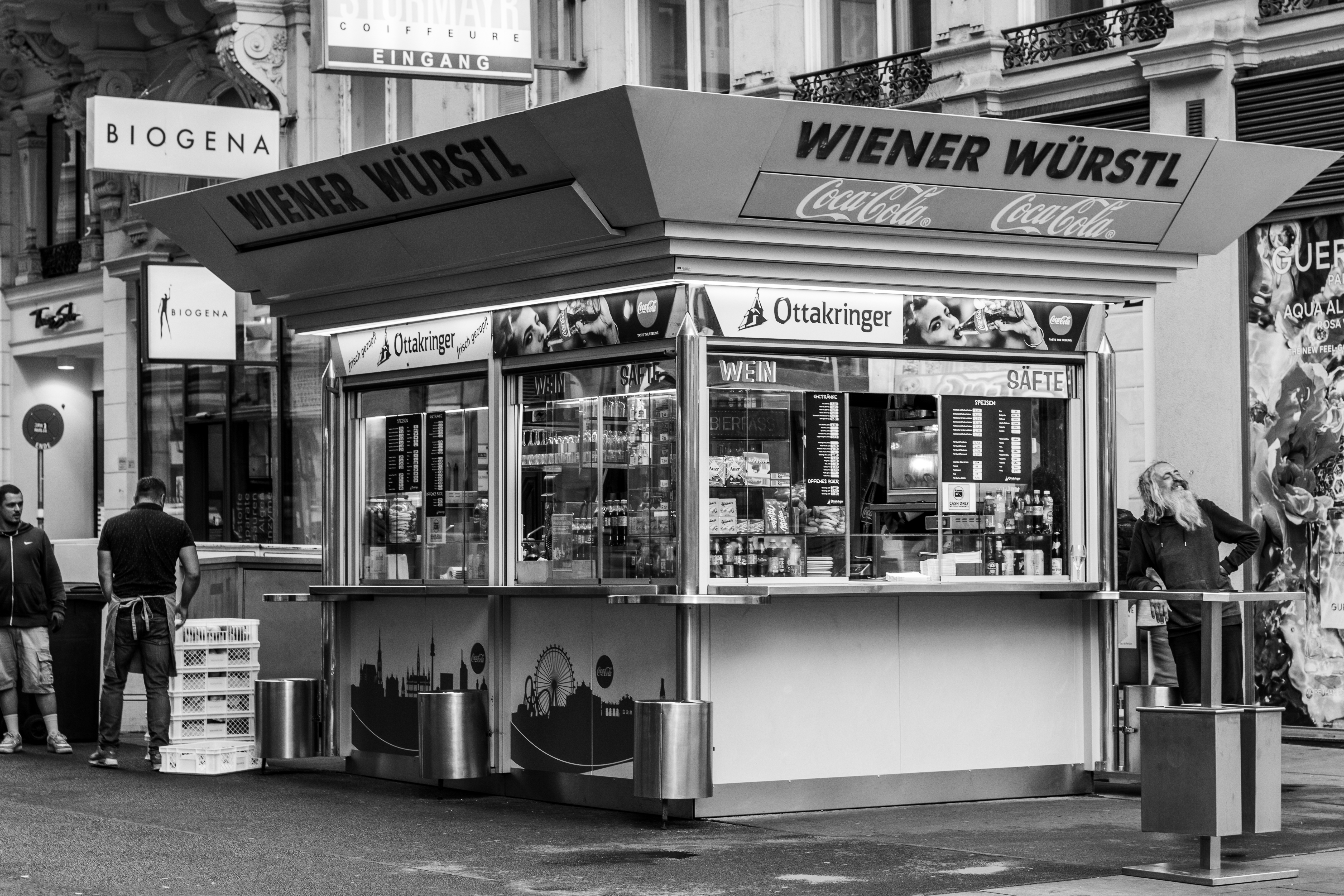 Entre gris clair et gris foncé 4